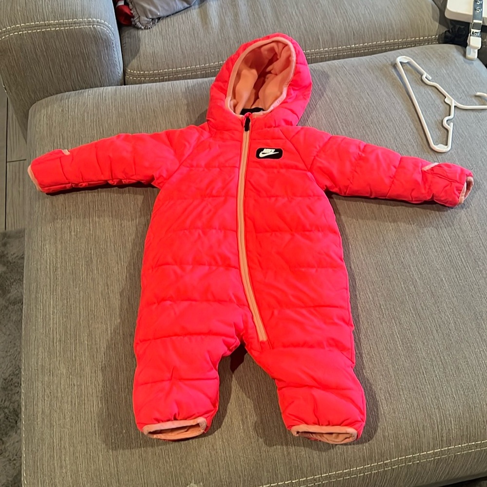 Nike 6m bunting suit